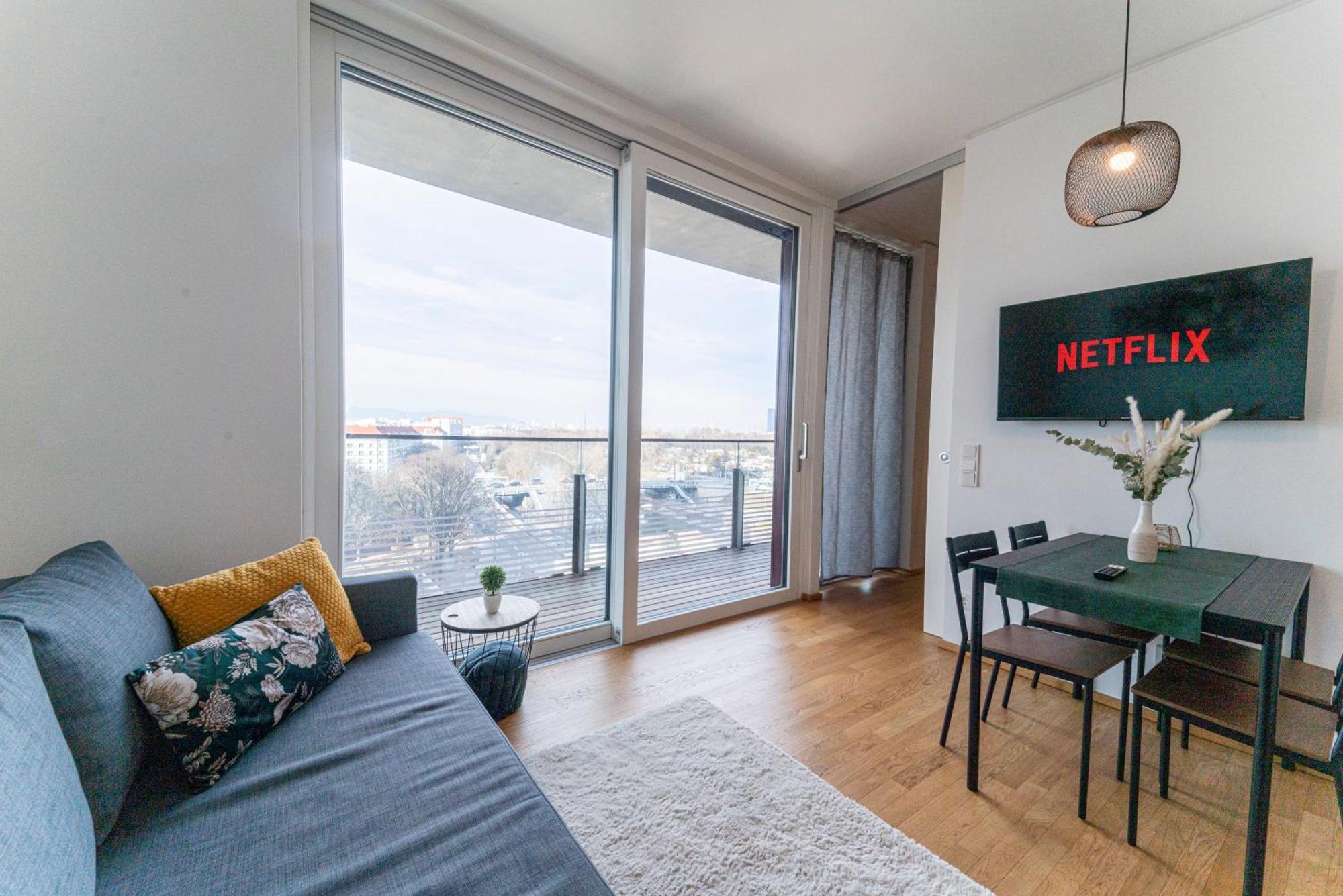 Mca Triiiple I Rooftop Pool I Free Parking I Netflix Βιέννη Εξωτερικό φωτογραφία