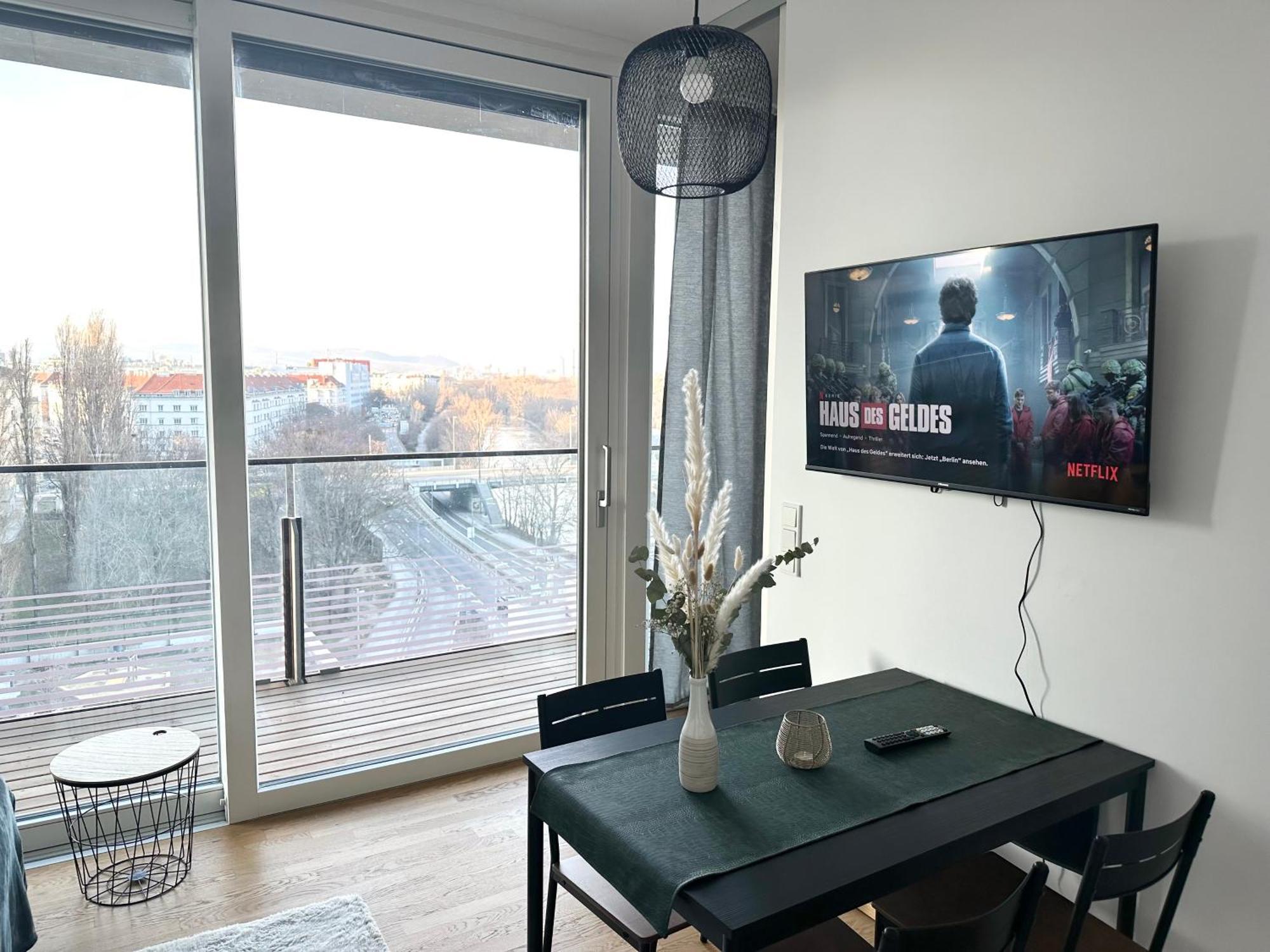 Mca Triiiple I Rooftop Pool I Free Parking I Netflix Βιέννη Εξωτερικό φωτογραφία